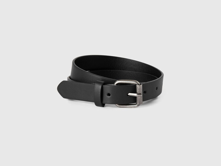 classic belt with buckle