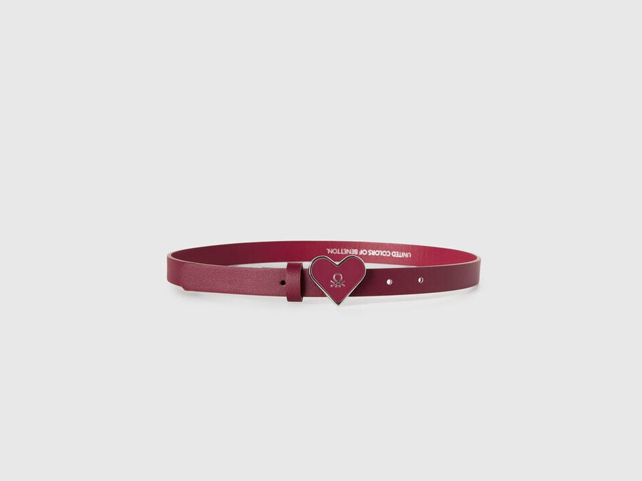 belt with heart buckle