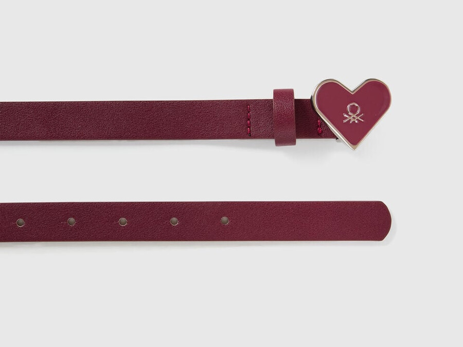 belt with heart buckle