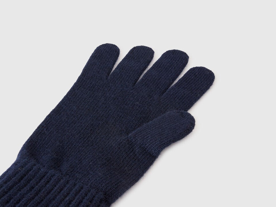 gloves in pure virgin wool