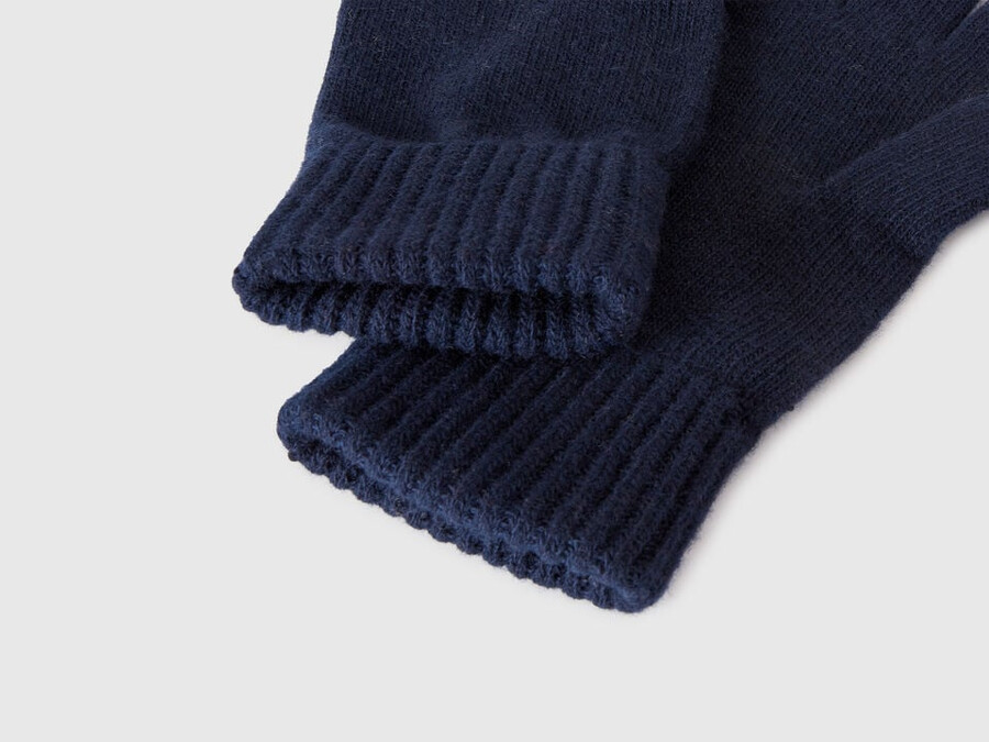 gloves in pure virgin wool
