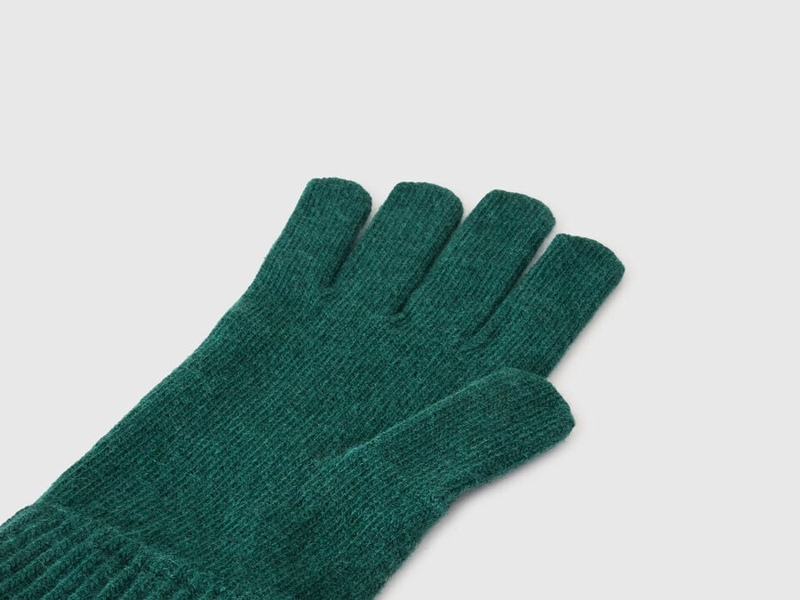 gloves in pure virgin wool