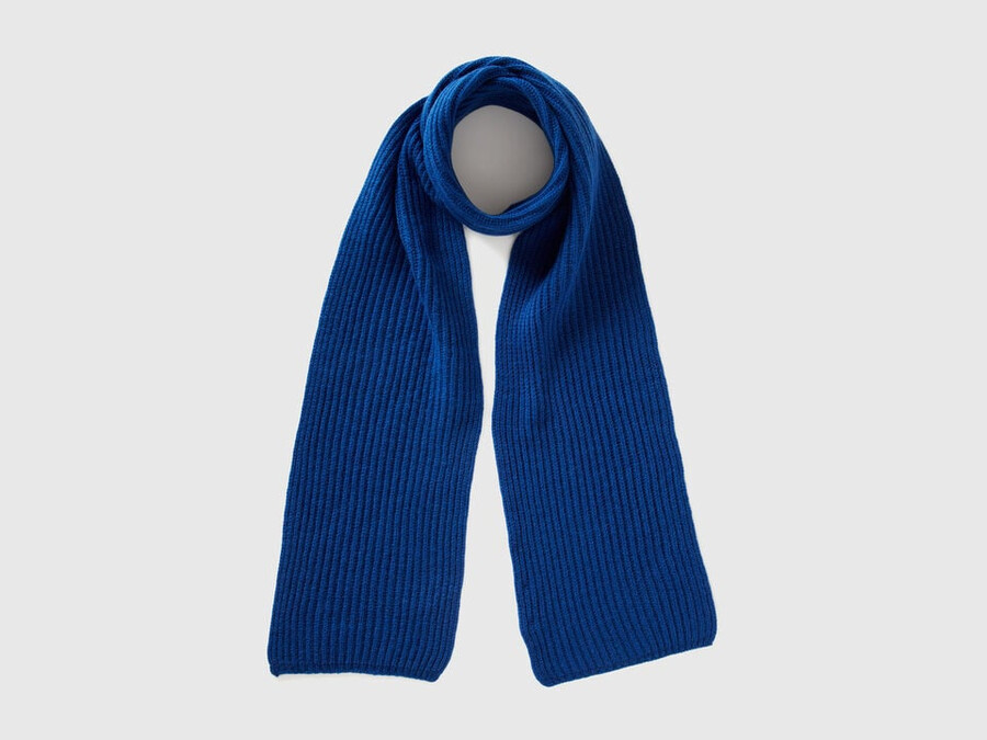 pure virgin wool scarf