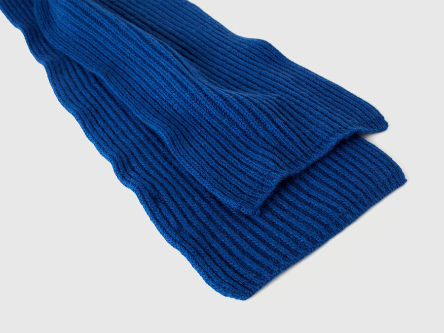 pure virgin wool scarf