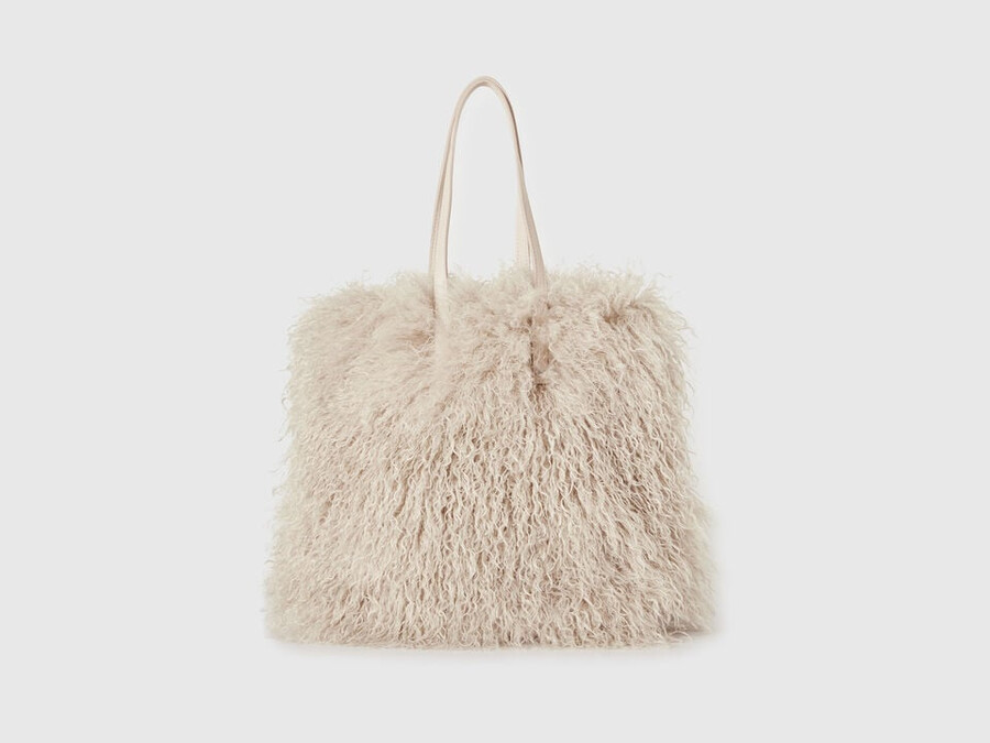 bag in faux fur