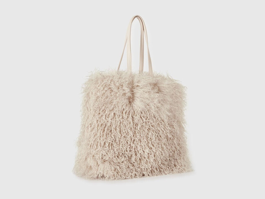 bag in faux fur