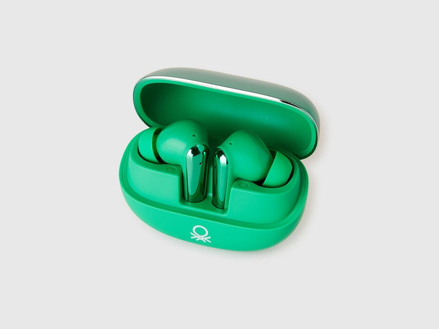 green icon imiki x benetton earbuds