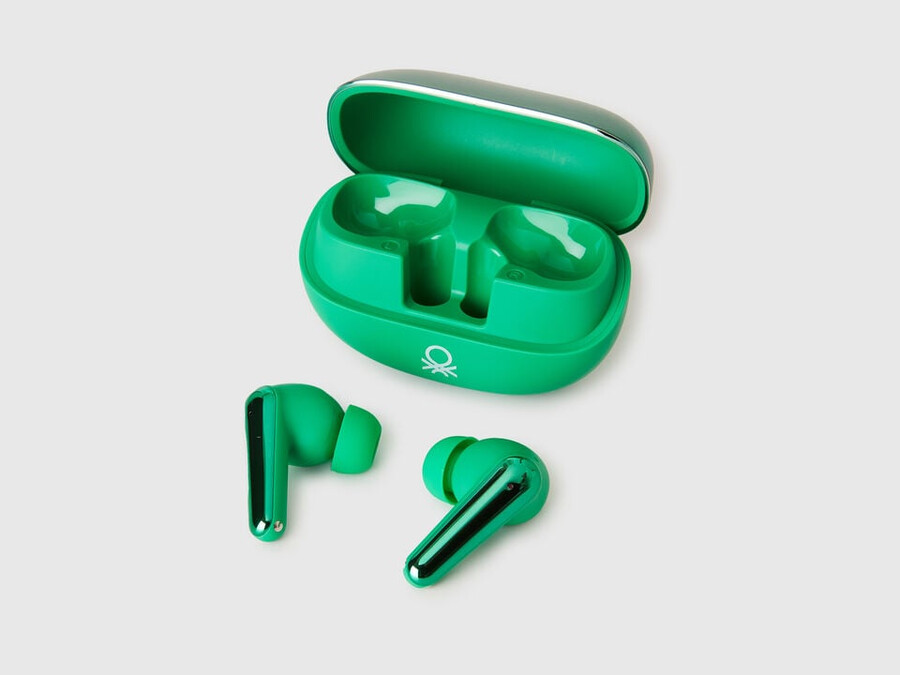 green icon imiki x benetton earbuds