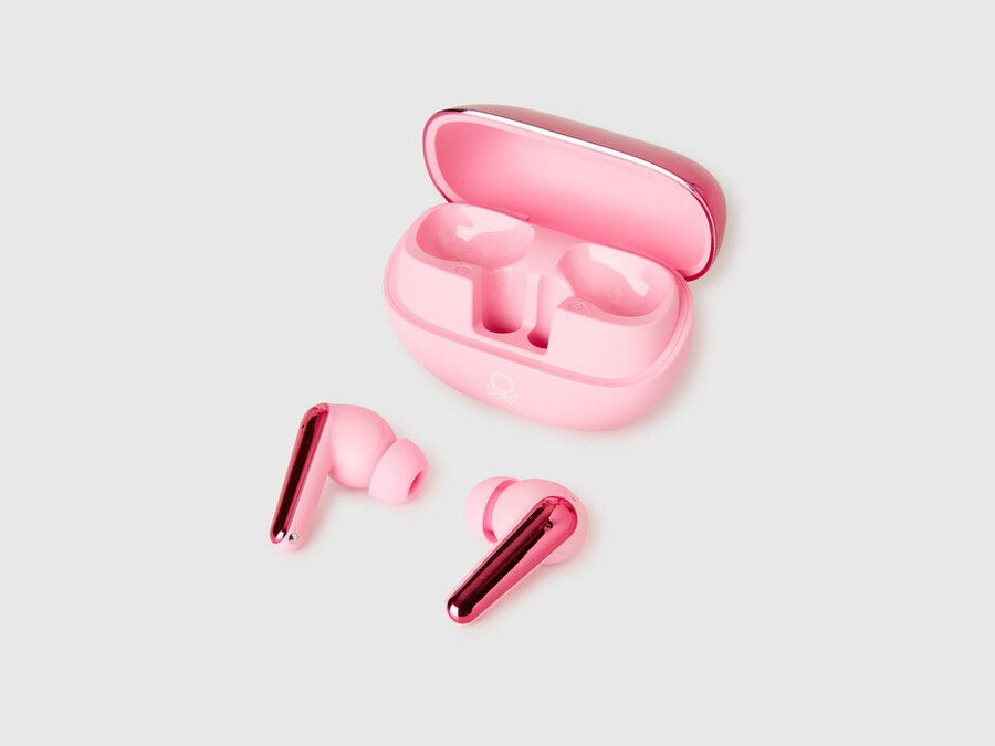 pink vibe imiki x benetton earbuds