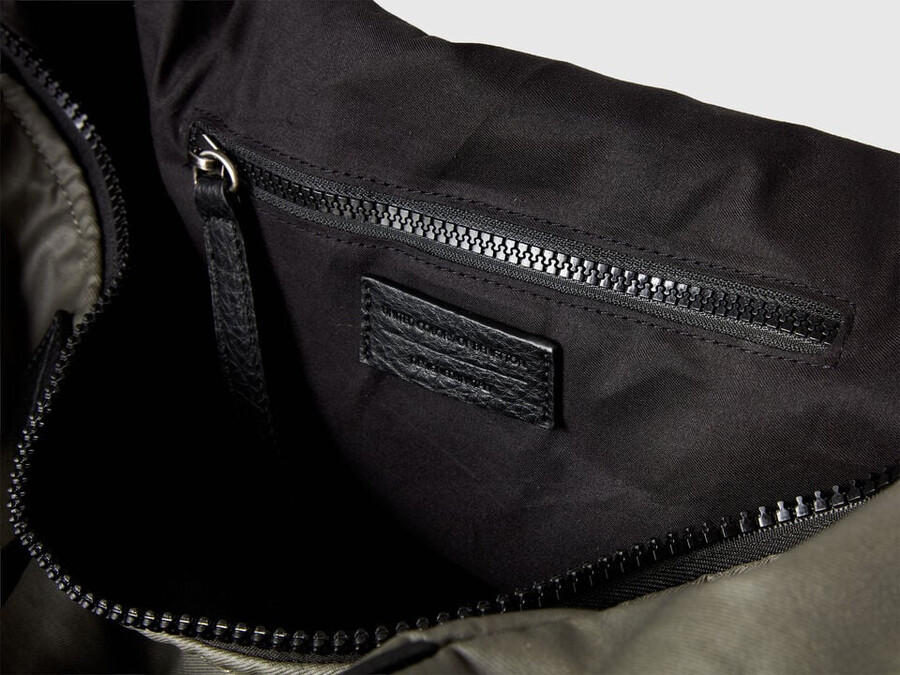 travel bag in nylon