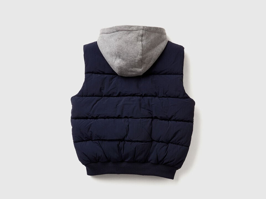 padded vest with removable hood
