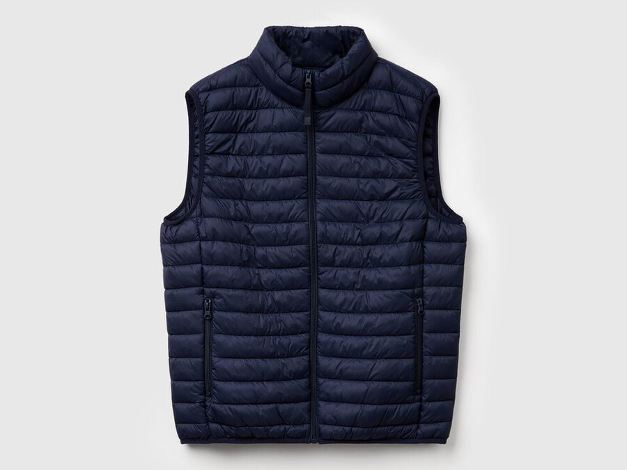 regular fit padded vest
