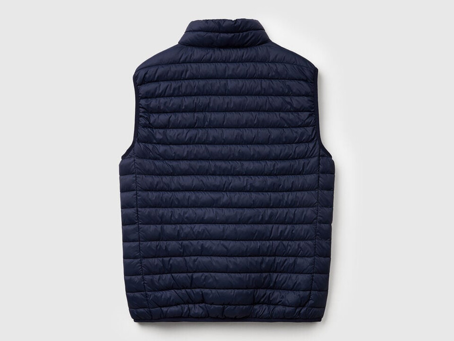 regular fit padded vest