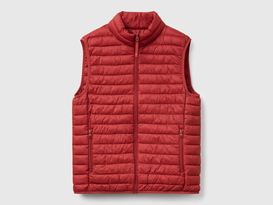regular fit padded vest