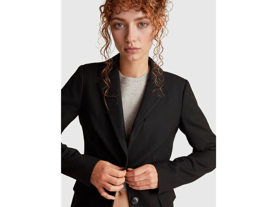 slim fit blazer