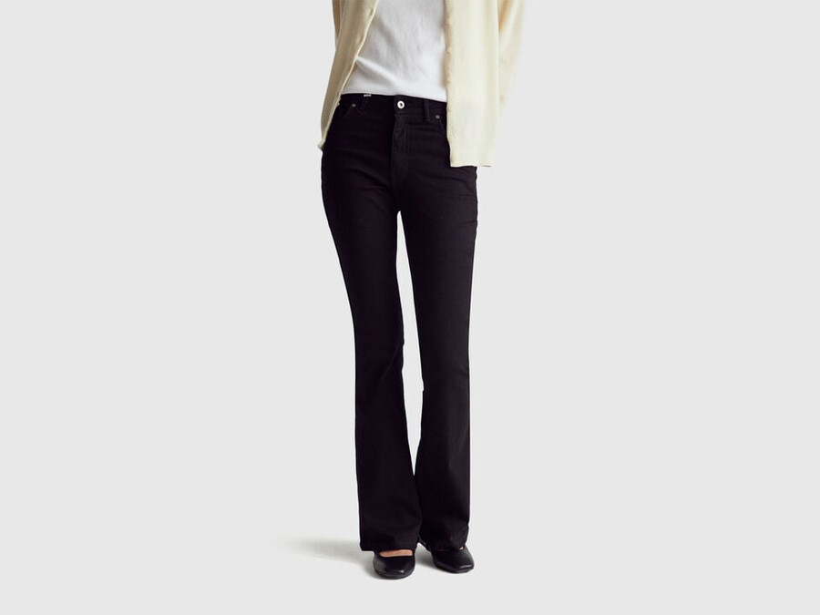 flared jeans