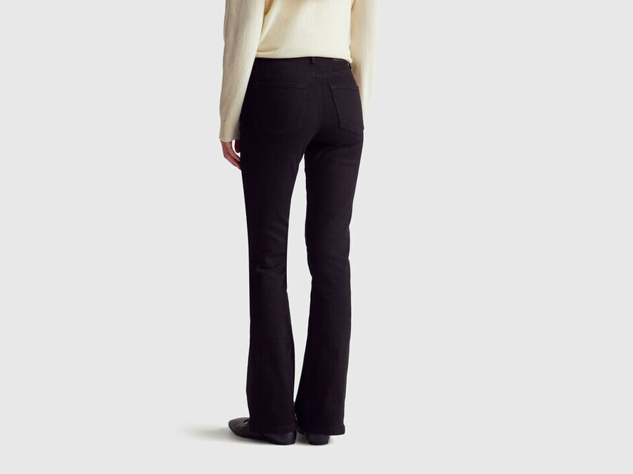 flared jeans