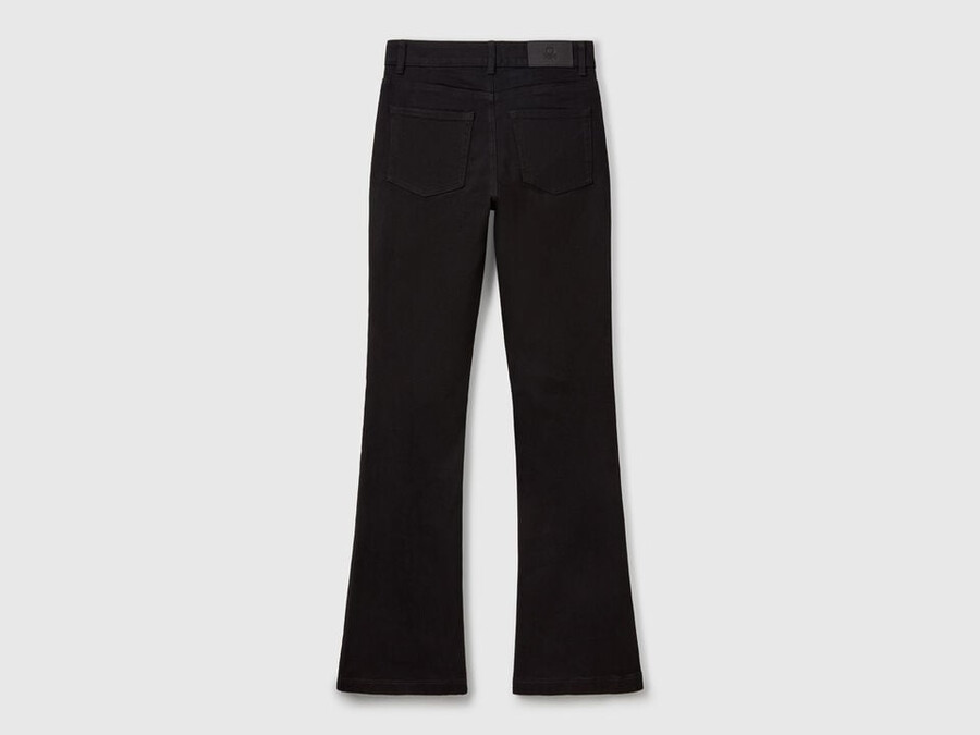 flared jeans