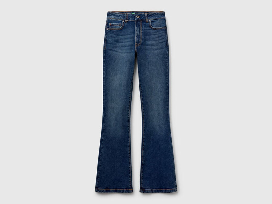 flared jeans