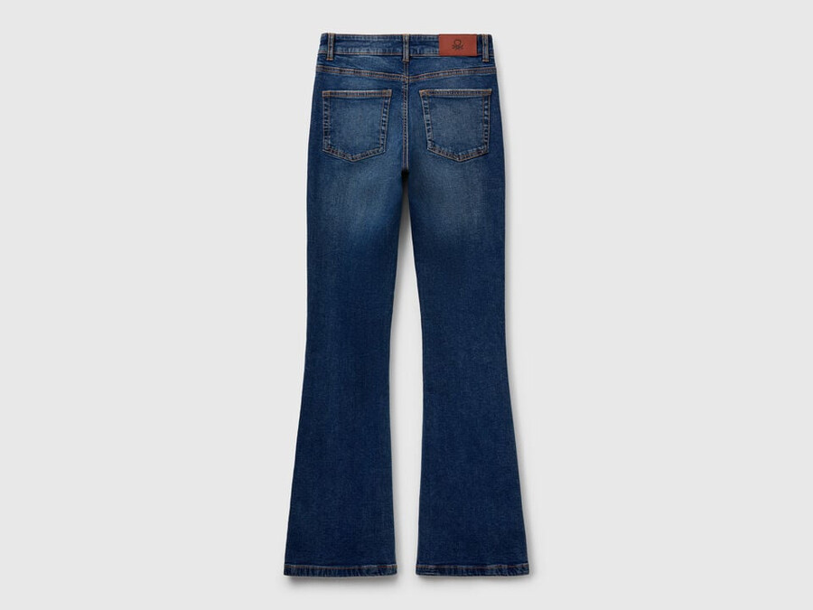 flared jeans