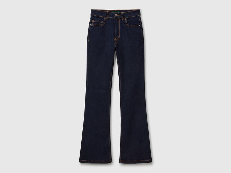 flared jeans