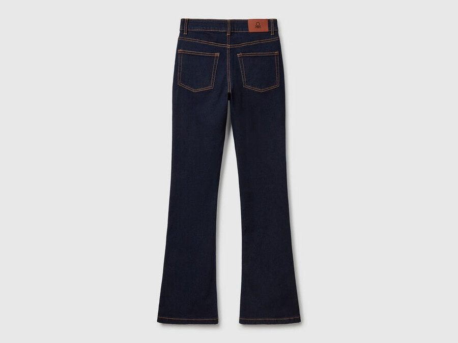flared jeans