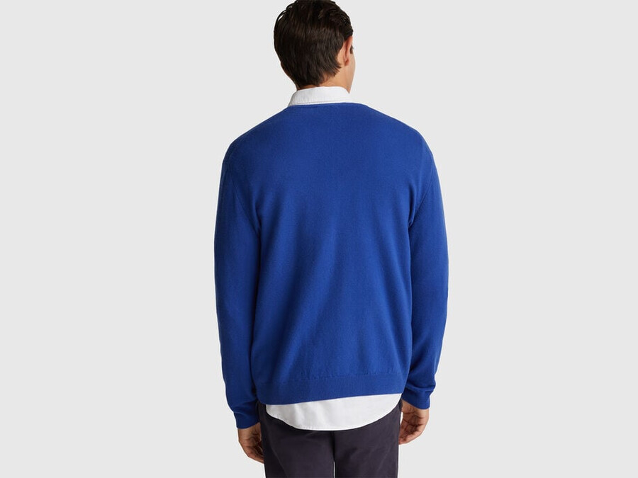 cornflower blue v-neck sweater in pure merino wool