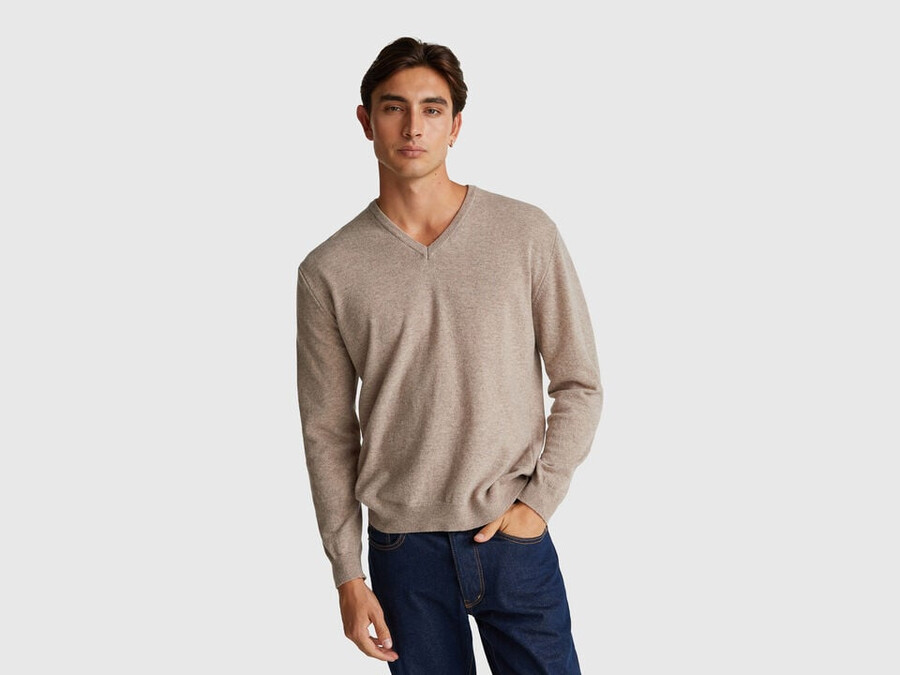 brown mélange v-neck sweater in pure merino wool