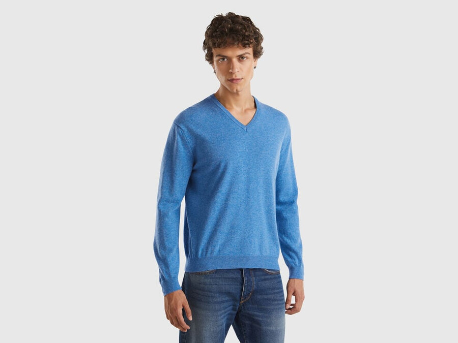 blue mélange v-neck sweater in pure merino wool