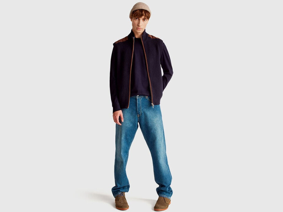 vest with zip in wool blend