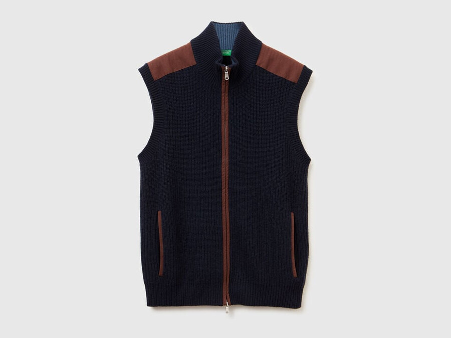 vest with zip in wool blend