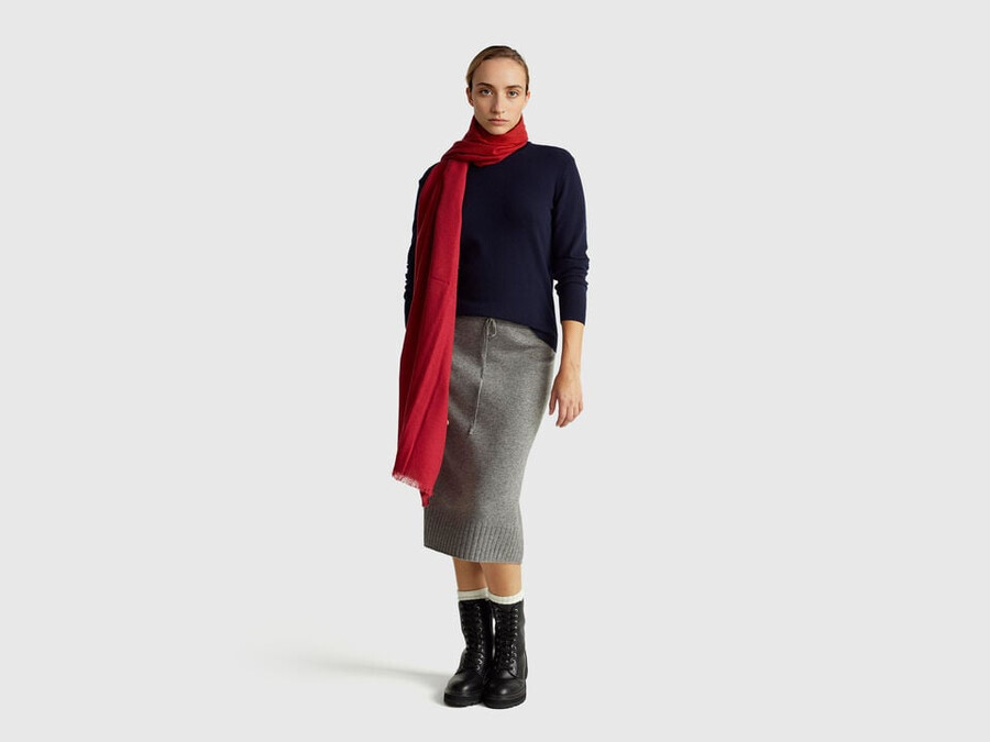 dark blue crew neck sweater in pure merino wool