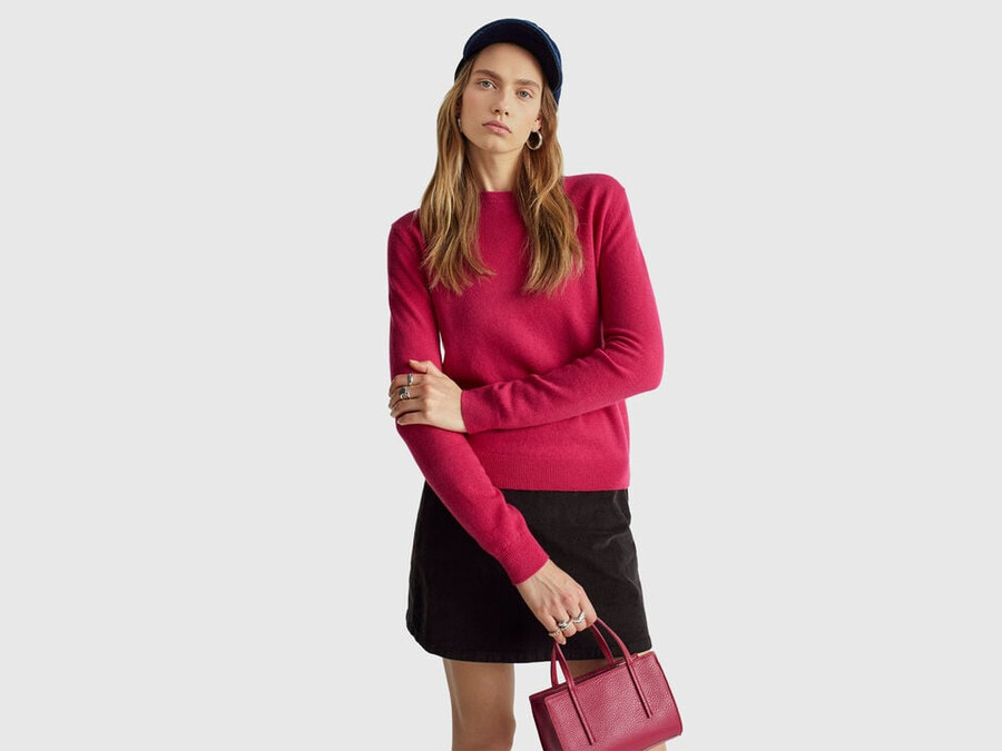 fuchsia crew neck sweater in merino wool