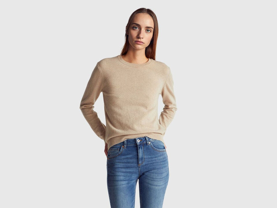beige crew neck sweater in pure merino wool