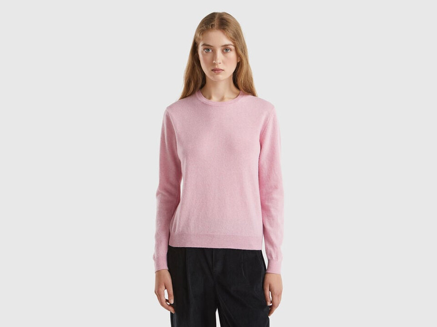 pink crew neck sweater in merino wool