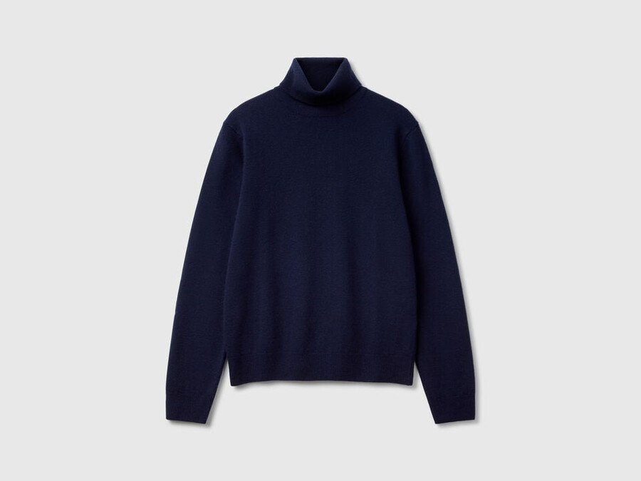dark blue turtleneck in pure merino wool