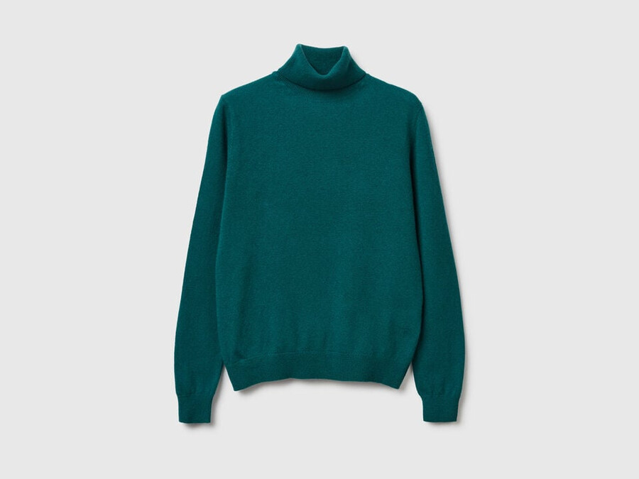 green turtleneck sweater in pure merino wool