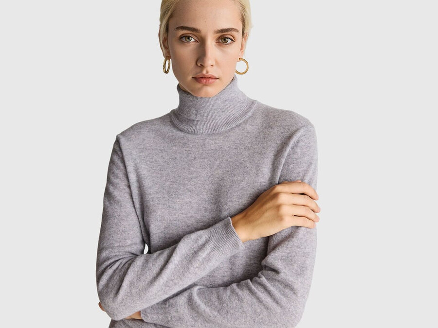 marl gray turtleneck sweater in pure merino wool
