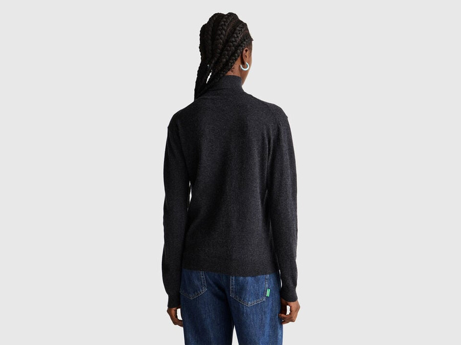 dark gray turtleneck sweater in pure merino wool