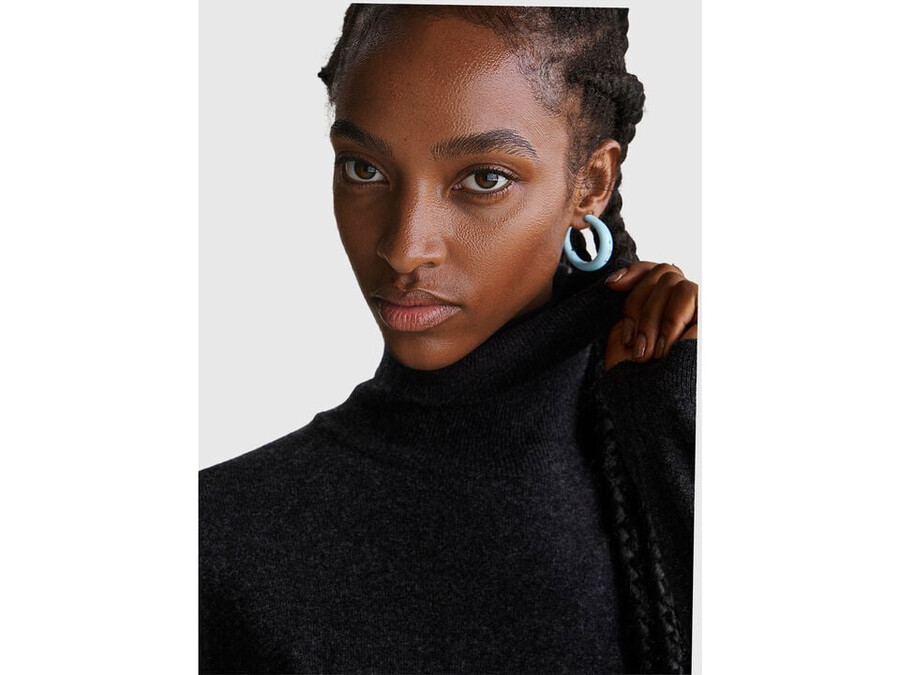 dark gray turtleneck sweater in pure merino wool