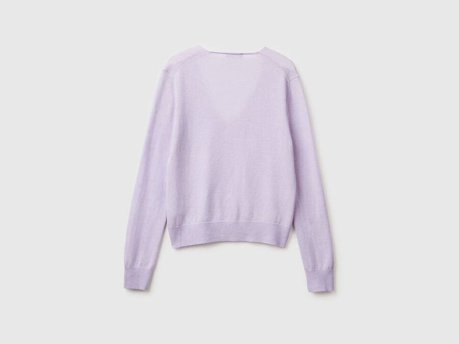 lilac v-neck sweater in pure merino wool