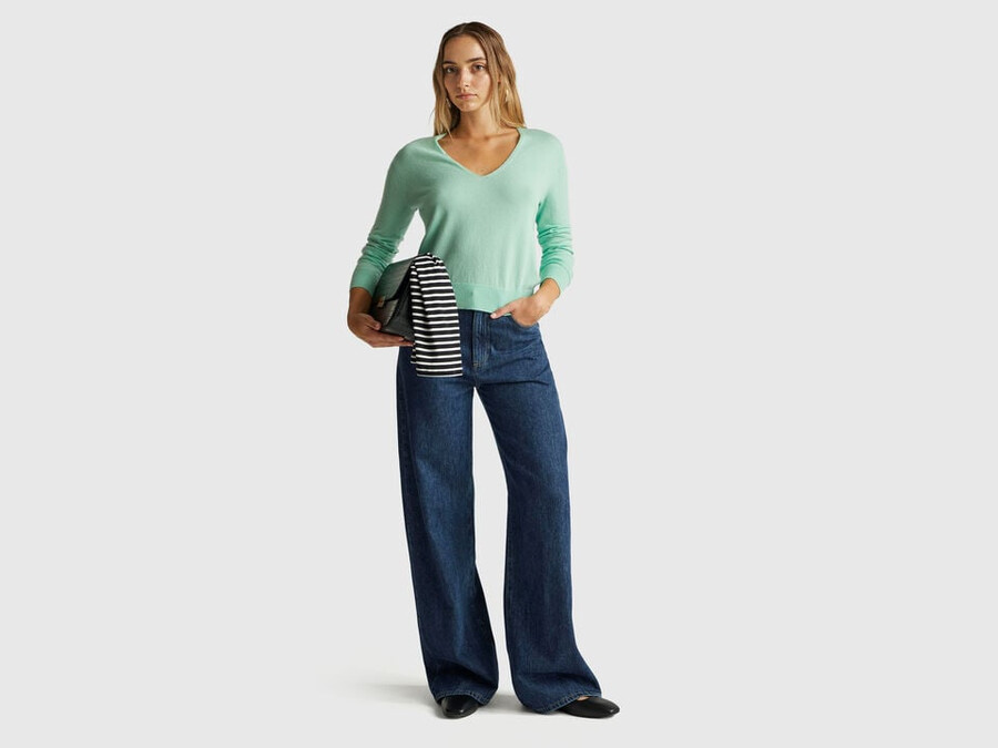 light green v-neck sweater in pure merino wool