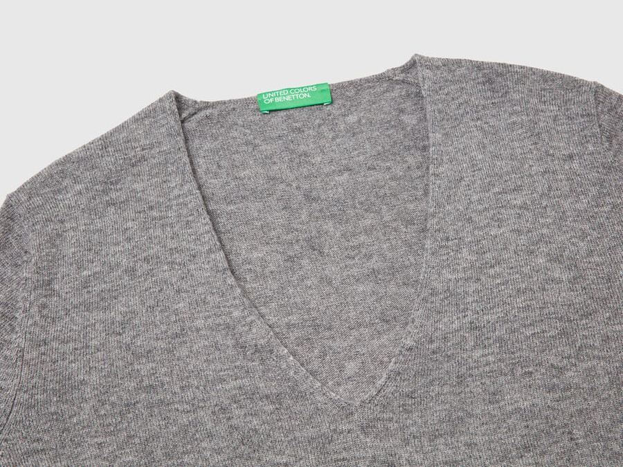mouse gray v-neck sweater in pure merino wool
