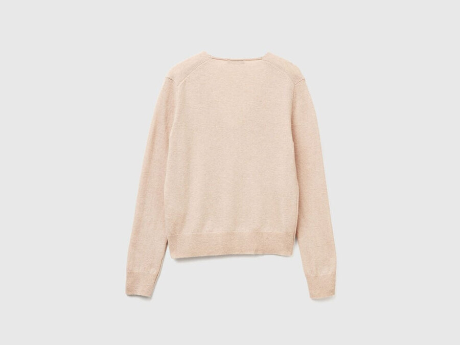 beige v-neck sweater in pure merino wool