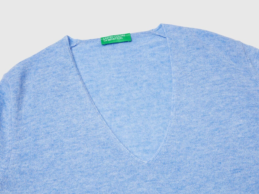sky blue v-neck sweater in pure merino wool