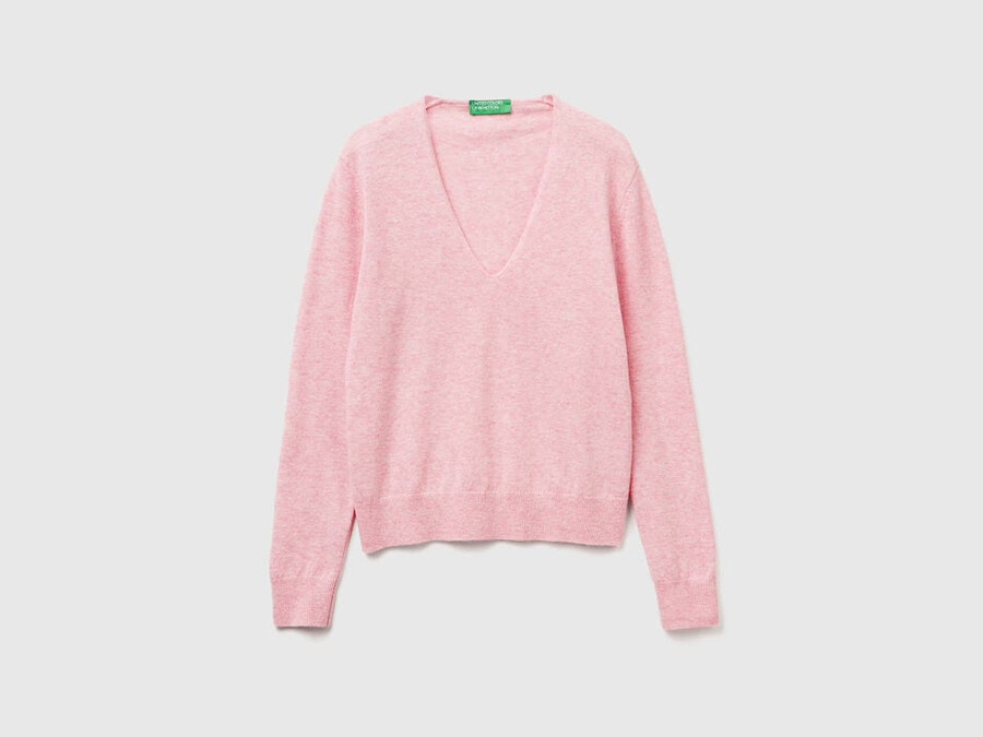 pink v-neck sweater in pure merino wool