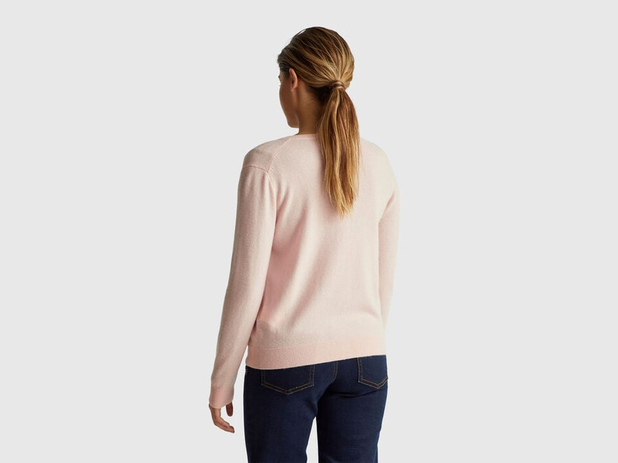 powder pink crew neck cardigan in pure merino wool