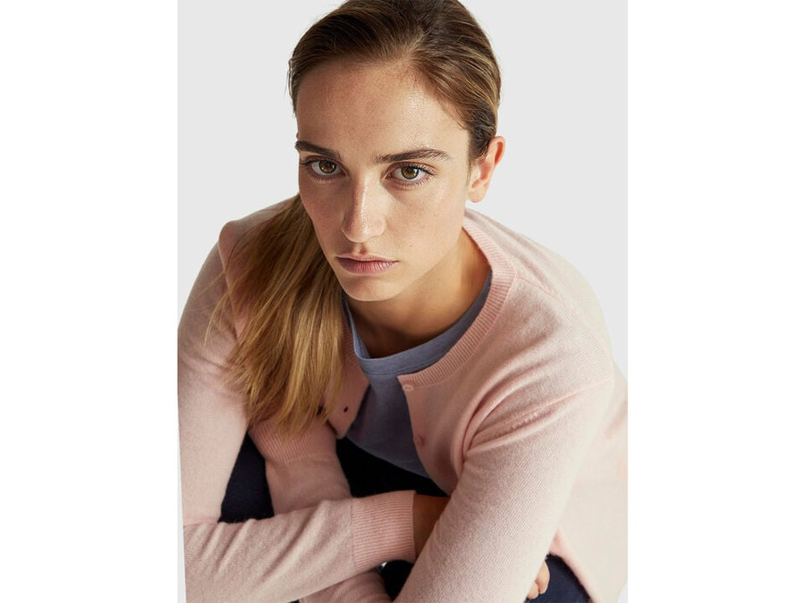 powder pink crew neck cardigan in pure merino wool