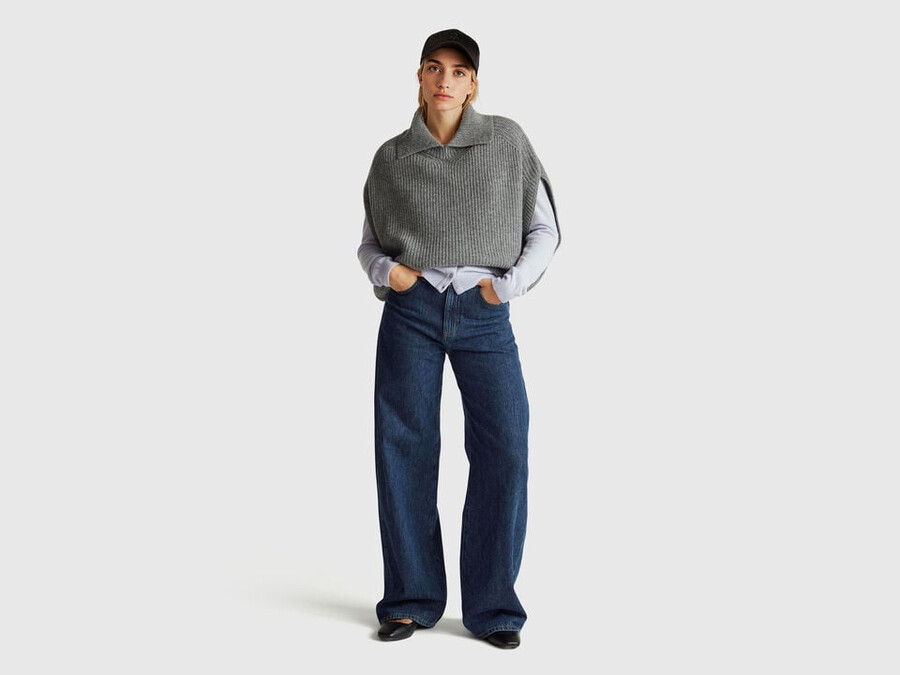 lilac crew neck cardigan in pure merino wool