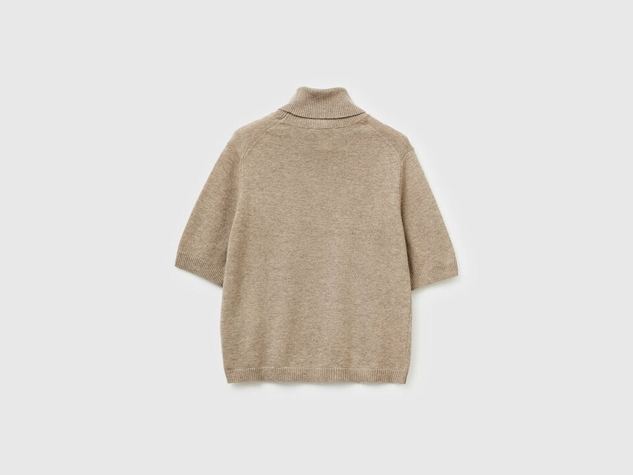 beige short sleeve turtleneck in cashmere blend
